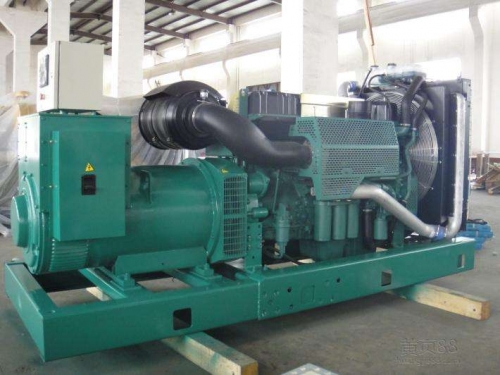 绿园便携静音：租赁无声发电机组，便携式解决能源需求